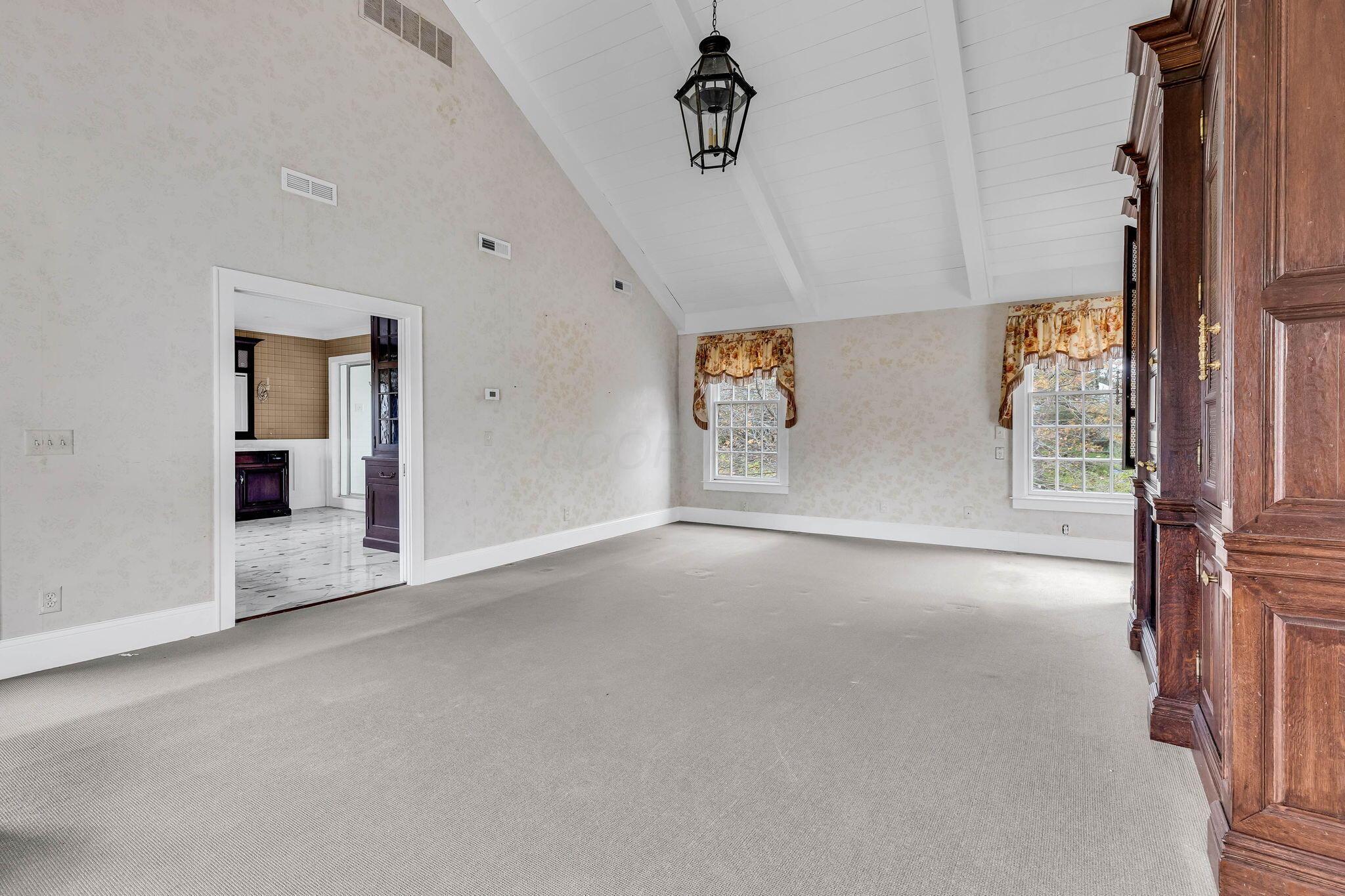 7805 Brill Road Cincinnati, OH 45243 - Photo 88 of 139 88-web-or-mls-7805BrillRoadInt_Hommati10