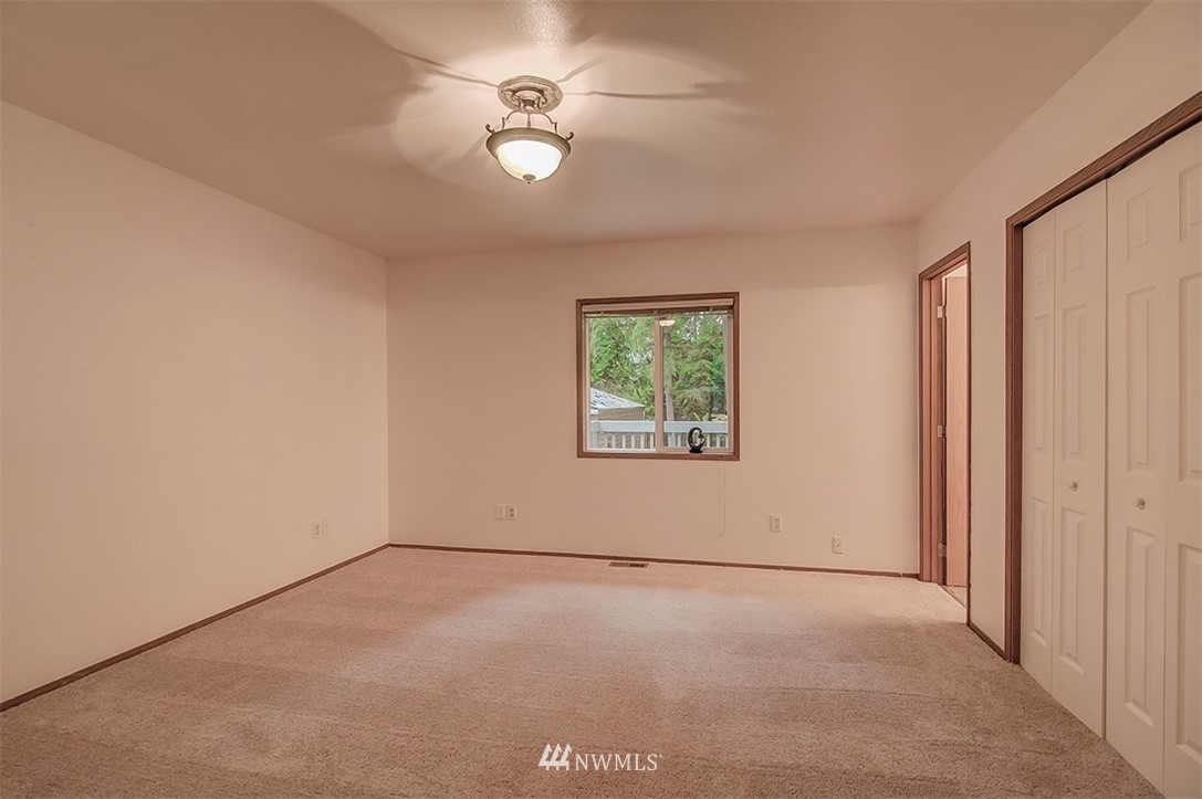 23009 2nd Avenue Southeast Bothell, WA 98021 - Photo 8 of 15