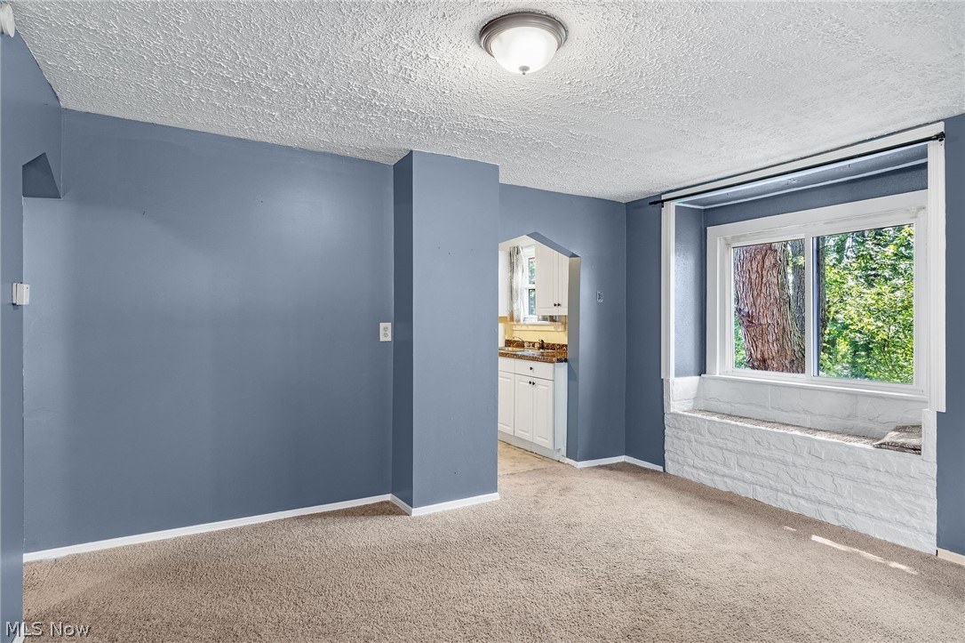 168 Killian Road Akron, OH 44319 - Photo 5 of 25