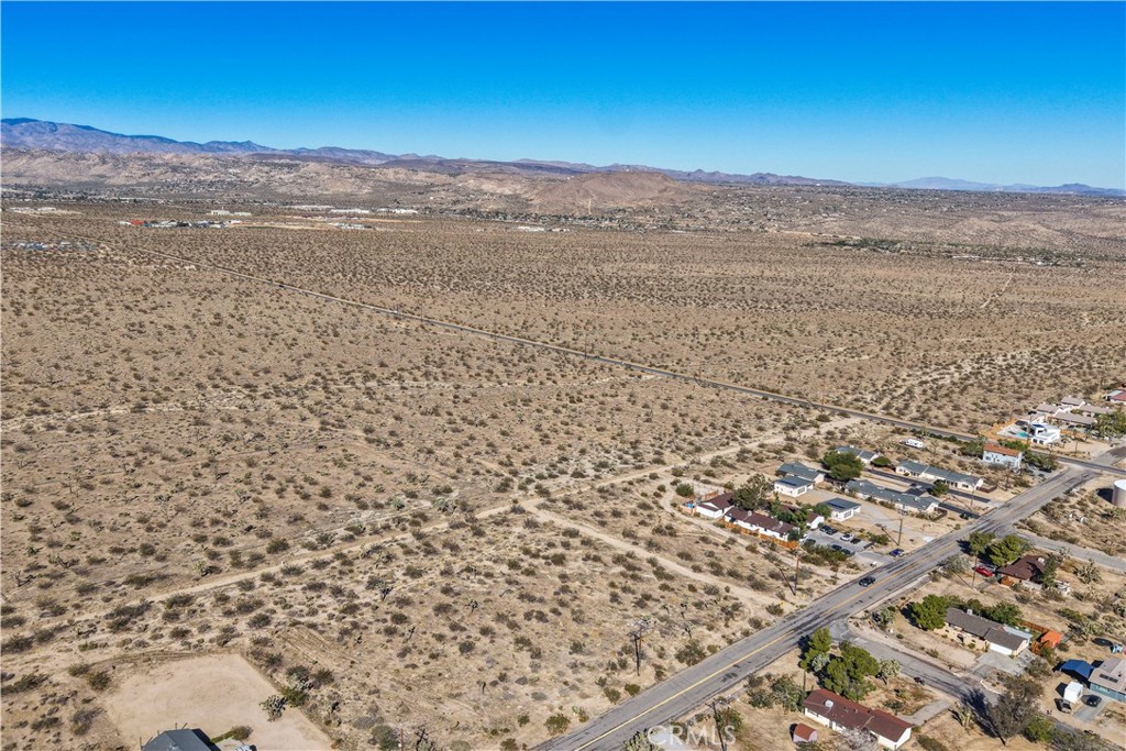 7442 Olympic Road Joshua Tree, CA 92252 - Photo 1 of 15 a view of an ocean