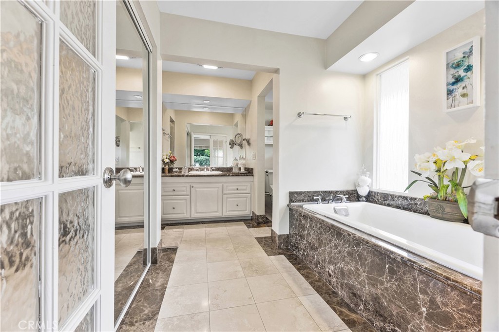 1439 Wembley Road San Marino, CA 91108 - Photo 26 of 45