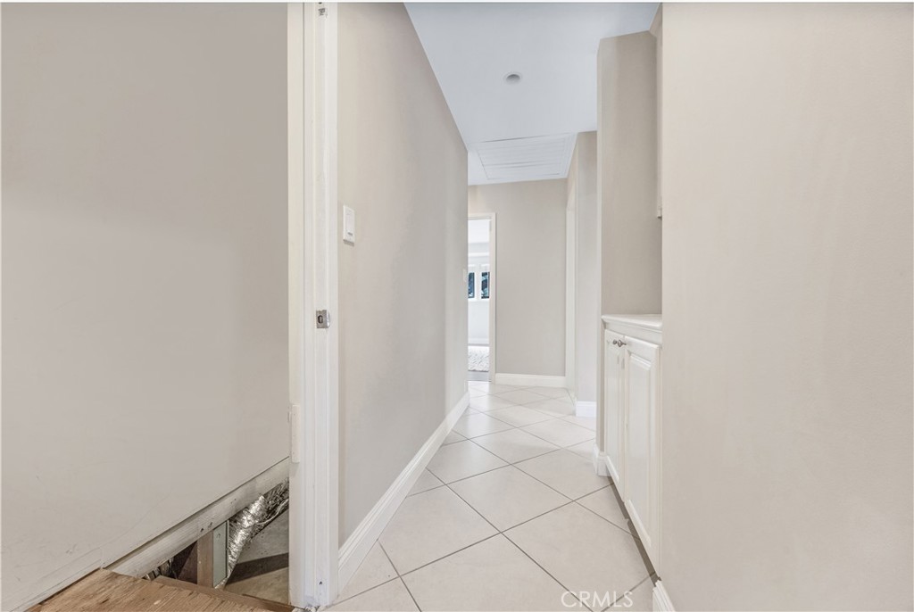 1439 Wembley Road San Marino, CA 91108 - Photo 32 of 45