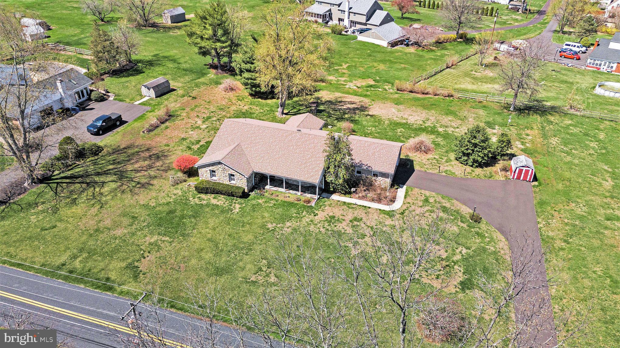 631 Creamery Road Telford, PA 18969 - Photo 35 of 39 a picture of a yard