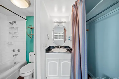 $315,000 | 444 Kānekapōlei Street, Unit 810, Honolulu, HI 96815