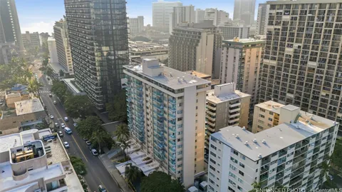 $315,000 | 444 Kānekapōlei Street, Unit 810, Honolulu, HI 96815