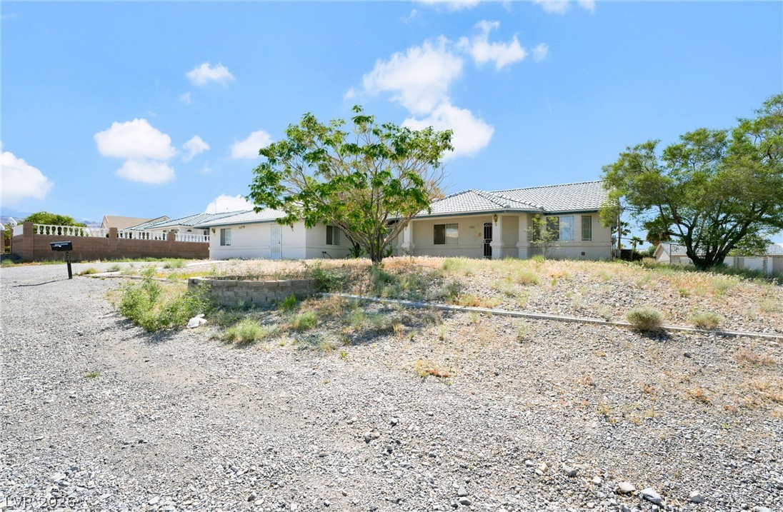 3261 Winery Road Pahrump, NV 89048 - Photo 2 of 37