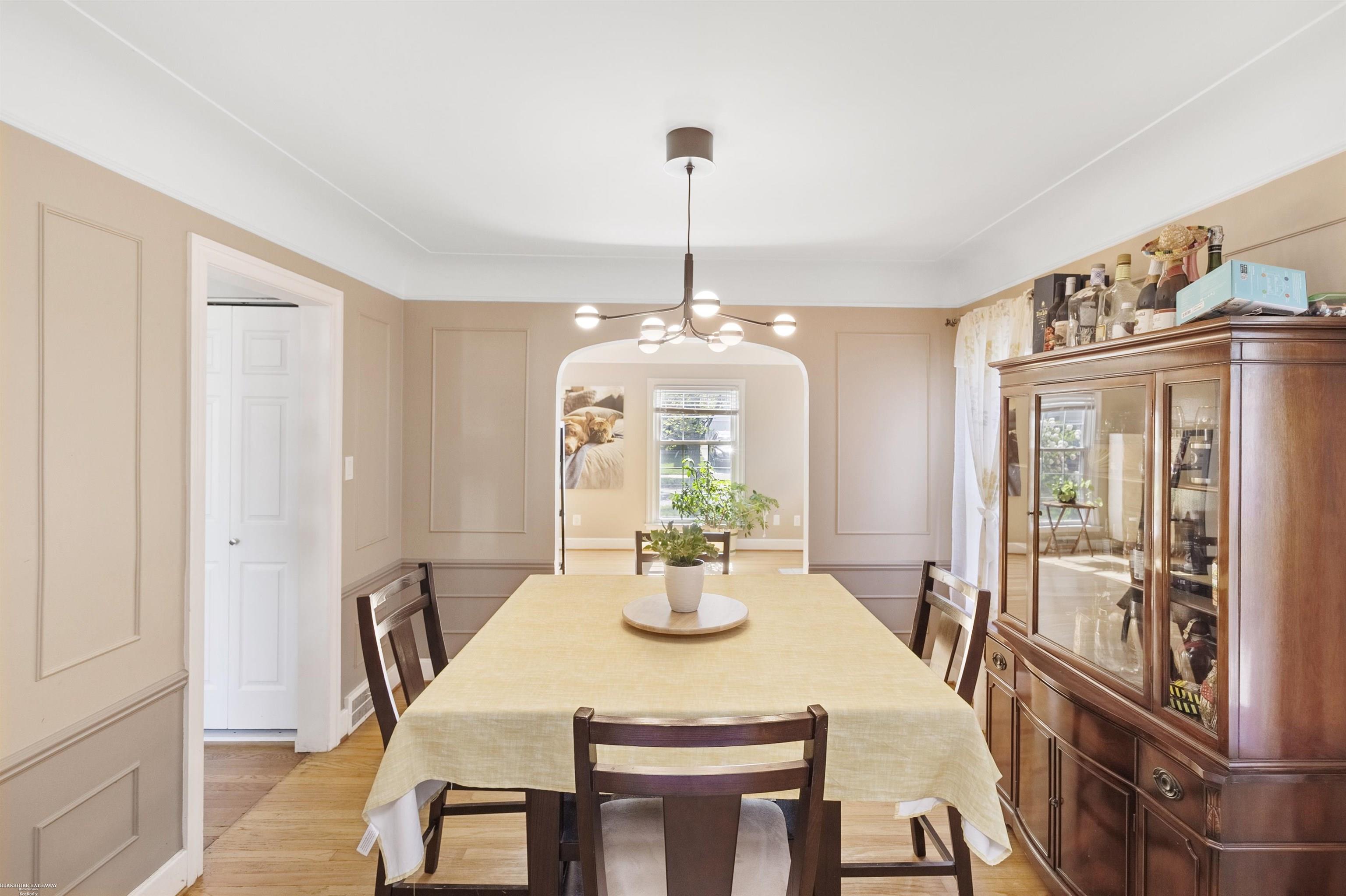460 Moran Road Grosse Pointe Farms, MI 48236 - Photo 9 of 48