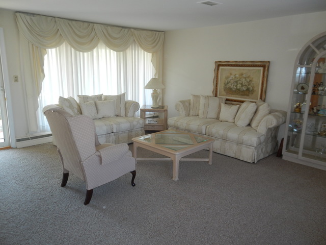 10808 Monitor Avenue Chicago Ridge, IL 60415 - Photo 2 of 18