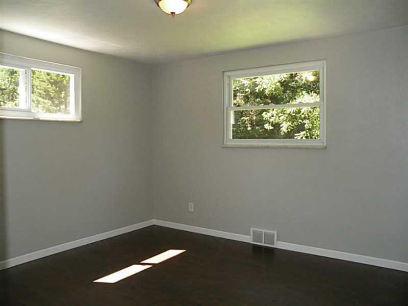 308 Fox Chapel Road Pittsburgh, PA 15238 - Photo 14 of 22 Bedroom. Bedroom 1 measures 12x11