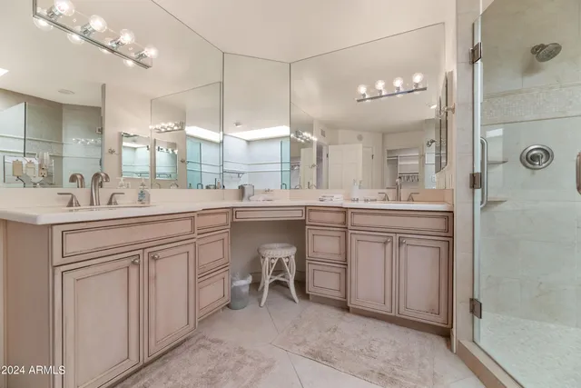 $5,495 | 2626 East Arizona Biltmore Circle, Unit 32, Phoenix, AZ 85016