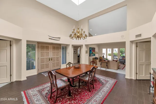 $5,495 | 2626 East Arizona Biltmore Circle, Unit 32, Phoenix, AZ 85016