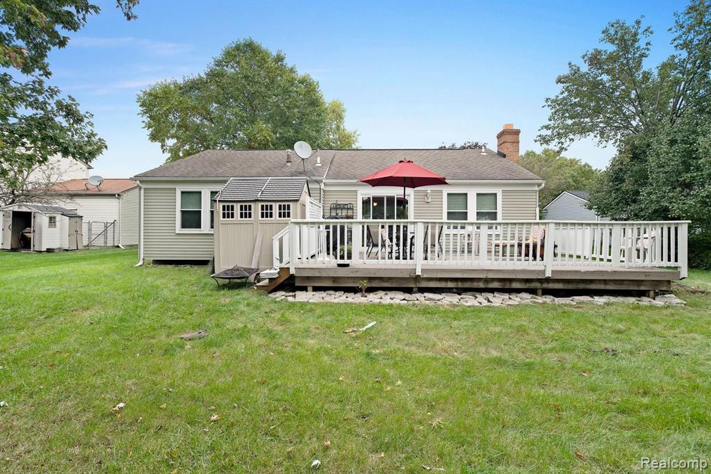 190 Dalton Drive Rochester Hills, MI 48307 - Photo 5 of 25