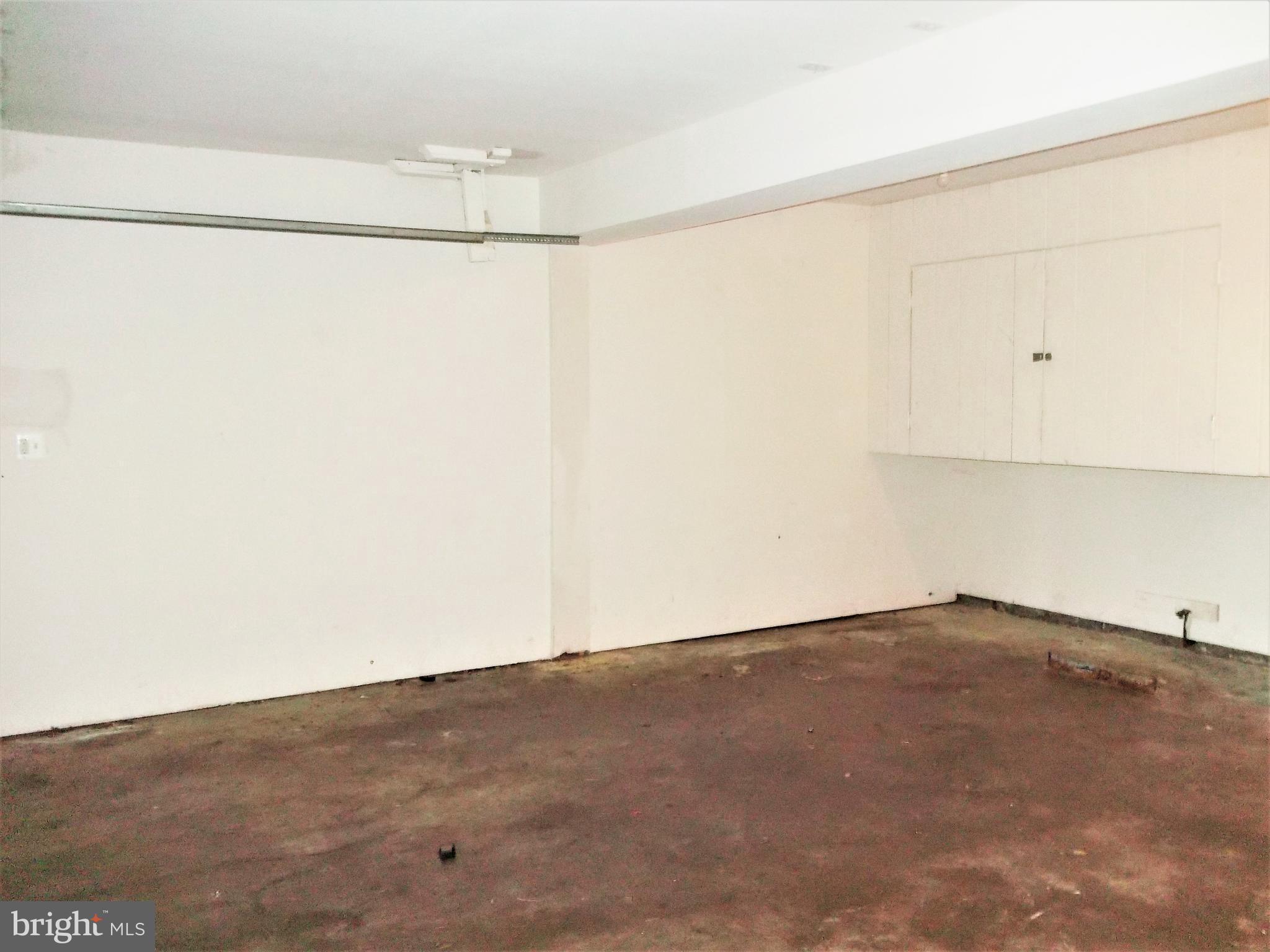 1719 Crimson Tree Way, Unit 10B Edgewood, MD 21040 - Photo 12 of 13 1 Car Garage
