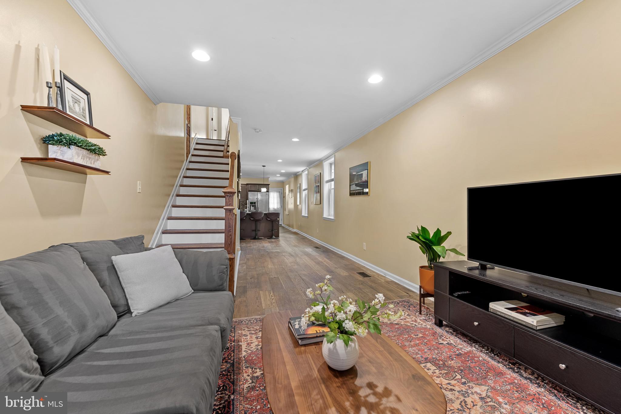 3552 Roland Avenue Baltimore, MD 21211 - Photo 5 of 28