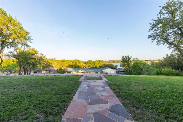 $569,000 | 9014 Mesa View Drive, Brownwood, TX 76801