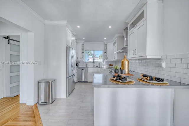 $4,700 | 9315 Southwest 44th Street, Unit 9315, Miami, FL 33165