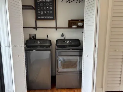 $4,700 | 9315 Southwest 44th Street, Unit 9315, Miami, FL 33165