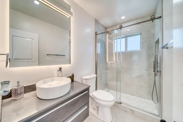 $4,700 | 9315 Southwest 44th Street, Unit 9315, Miami, FL 33165