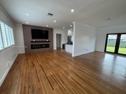 $4,700 | 9315 Southwest 44th Street, Unit 9315, Miami, FL 33165