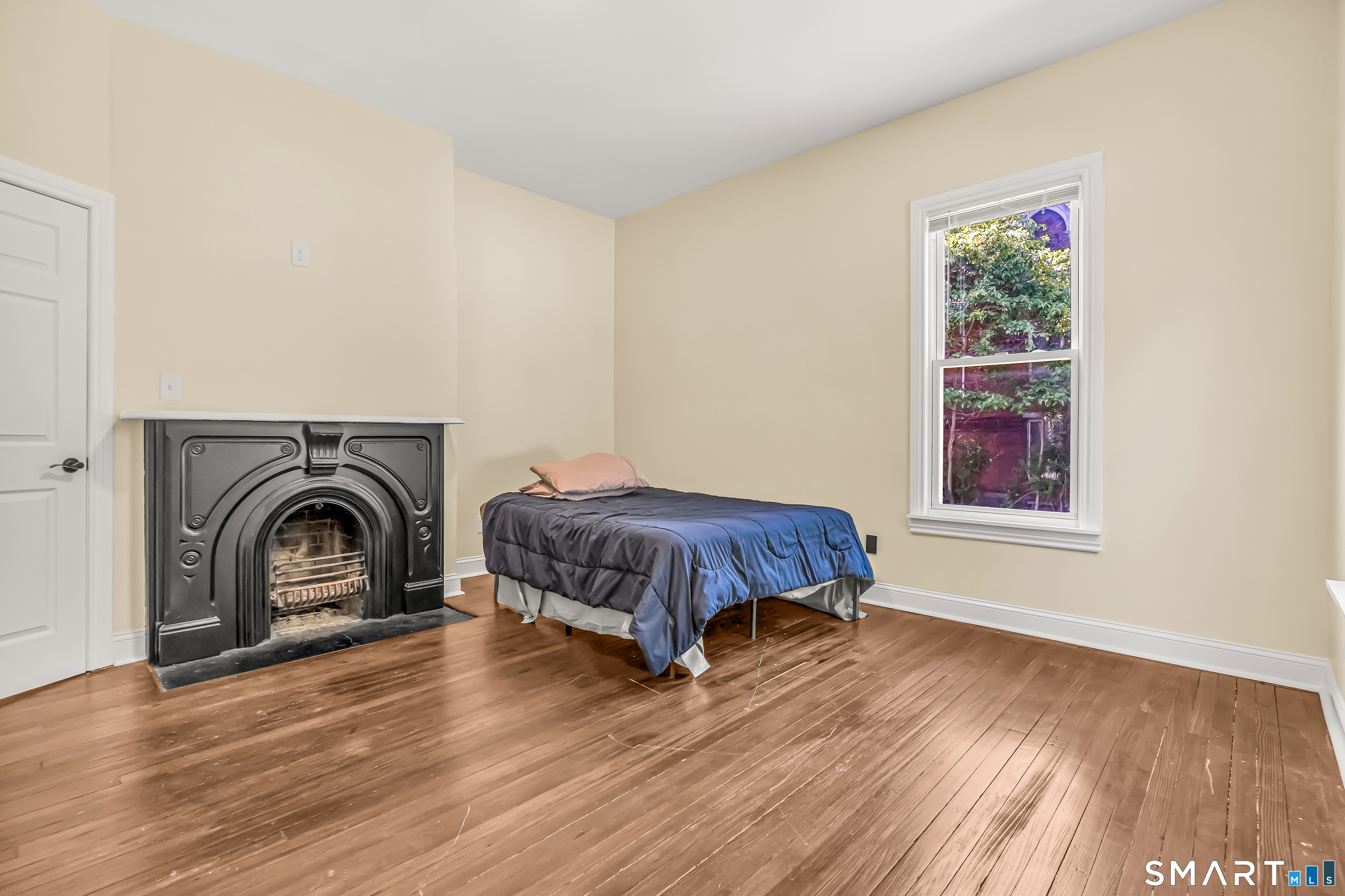 19 Lester Street Ansonia, CT 06401 - Photo 13 of 40