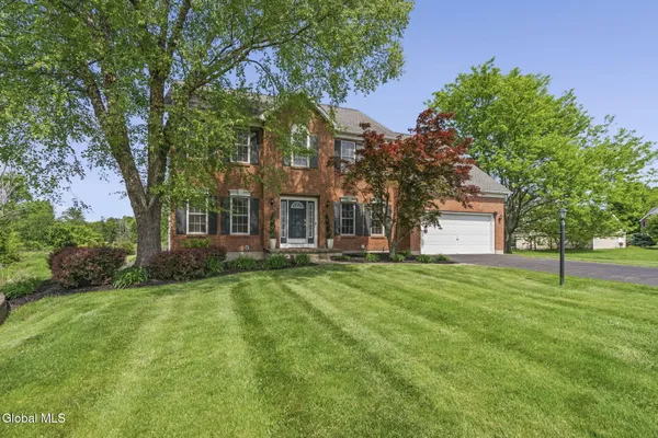 $699,900 | 381 Dr Shaw Road, Guilderland, NY 12159