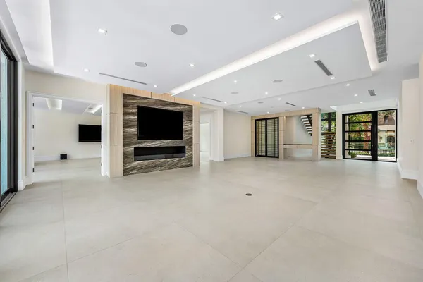 $19,000,000 | 191 Coconut Palm Road, Boca Raton, FL 33432