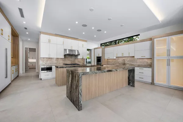 $19,000,000 | 191 Coconut Palm Road, Boca Raton, FL 33432