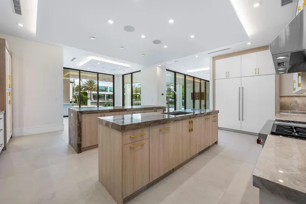 $19,000,000 | 191 Coconut Palm Road, Boca Raton, FL 33432