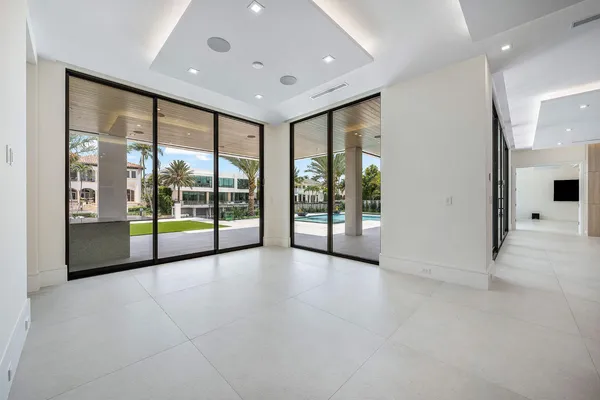 $19,000,000 | 191 Coconut Palm Road, Boca Raton, FL 33432