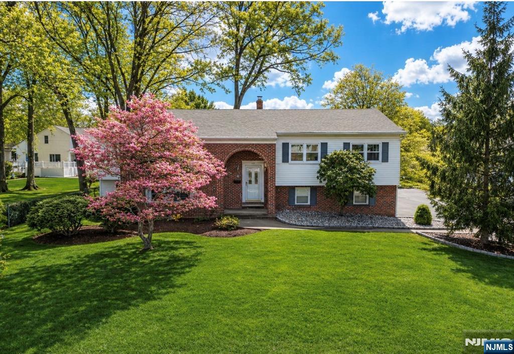 274 Seton Hall Drive Paramus, NJ 07652 - Photo 1 of 26
