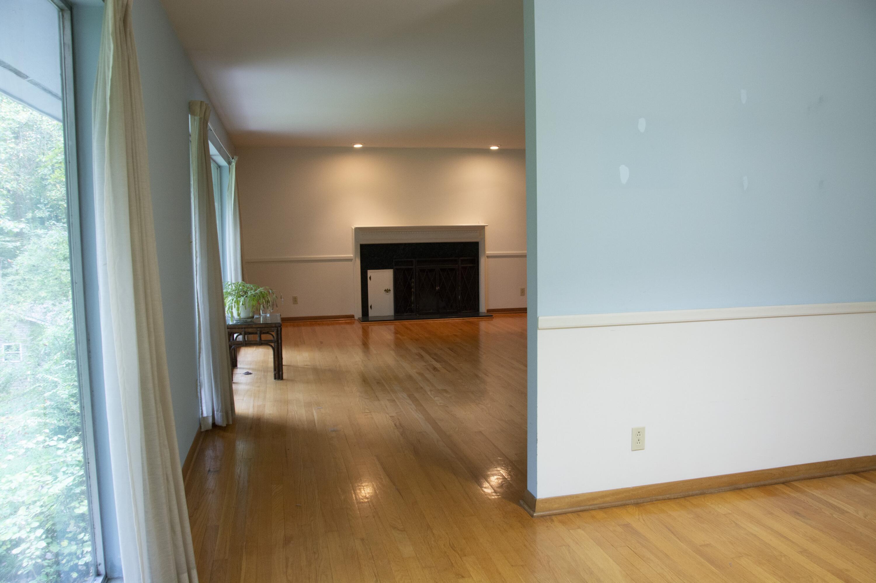 102 Wilderness Lane Oak Ridge, TN 37830 - Photo 17 of 37 Dining to Living Room