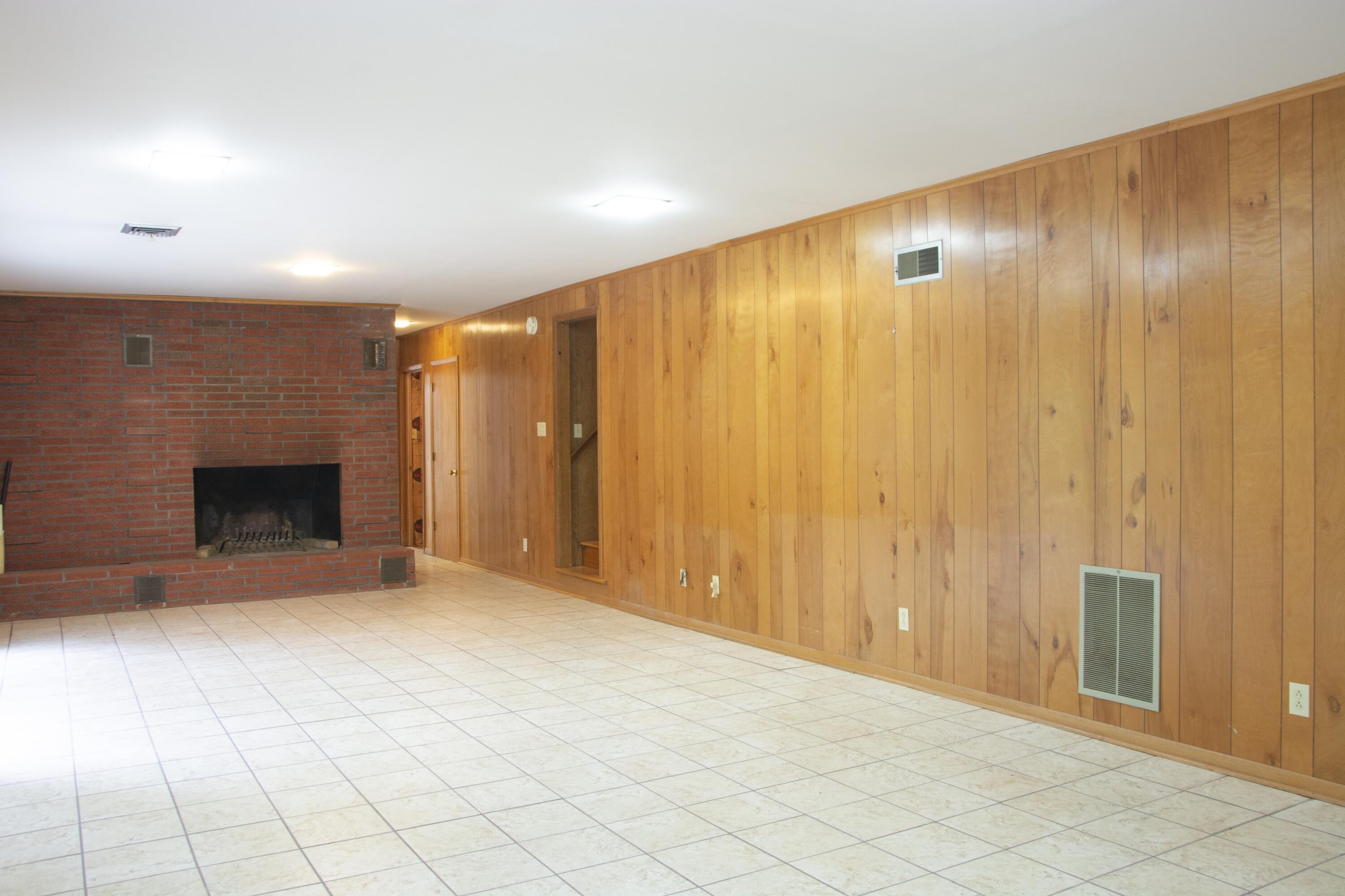 102 Wilderness Lane Oak Ridge, TN 37830 - Photo 25 of 37 Basement Rec Room