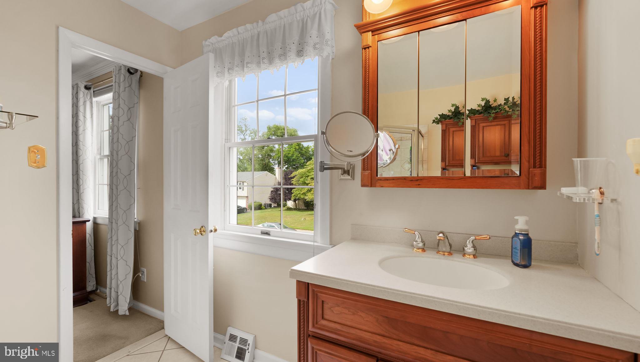 197 Colonial Drive Langhorne, PA 19047 - Photo 21 of 34