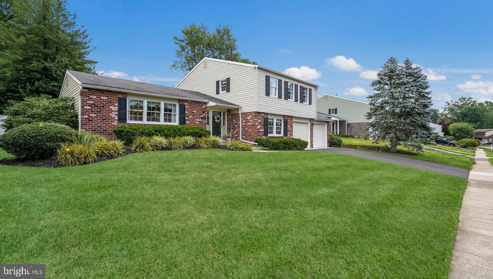 197 Colonial Drive Langhorne, PA 19047 - Photo 3 of 34