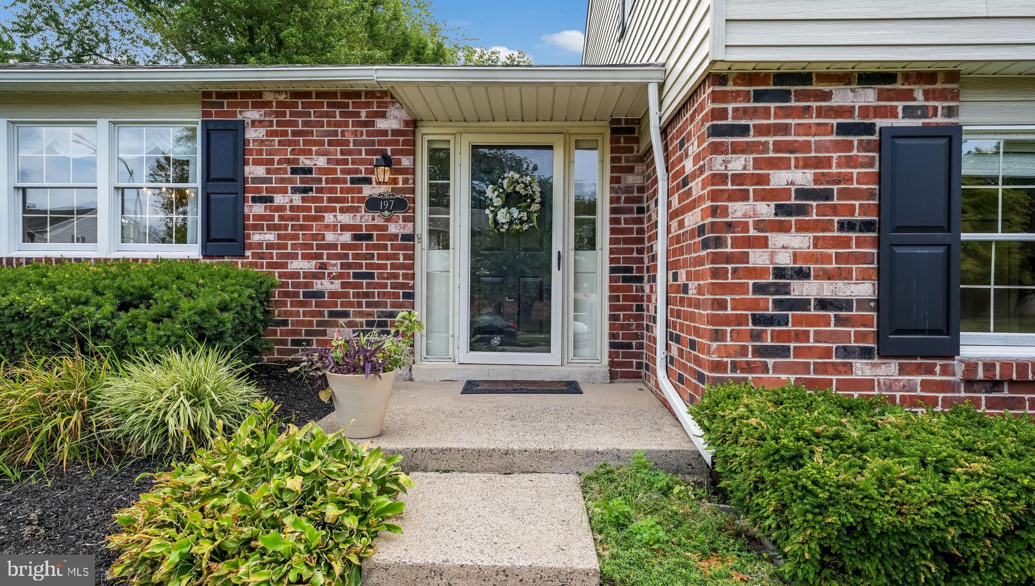 197 Colonial Drive Langhorne, PA 19047 - Photo 4 of 34