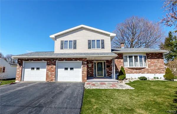 $289,900 | 421 Buchanan Road, Utica, NY 13502