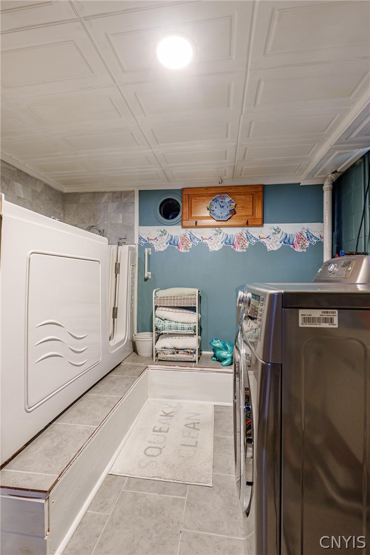 421 Buchanan Road Utica, NY 13502 - Photo 29 of 34