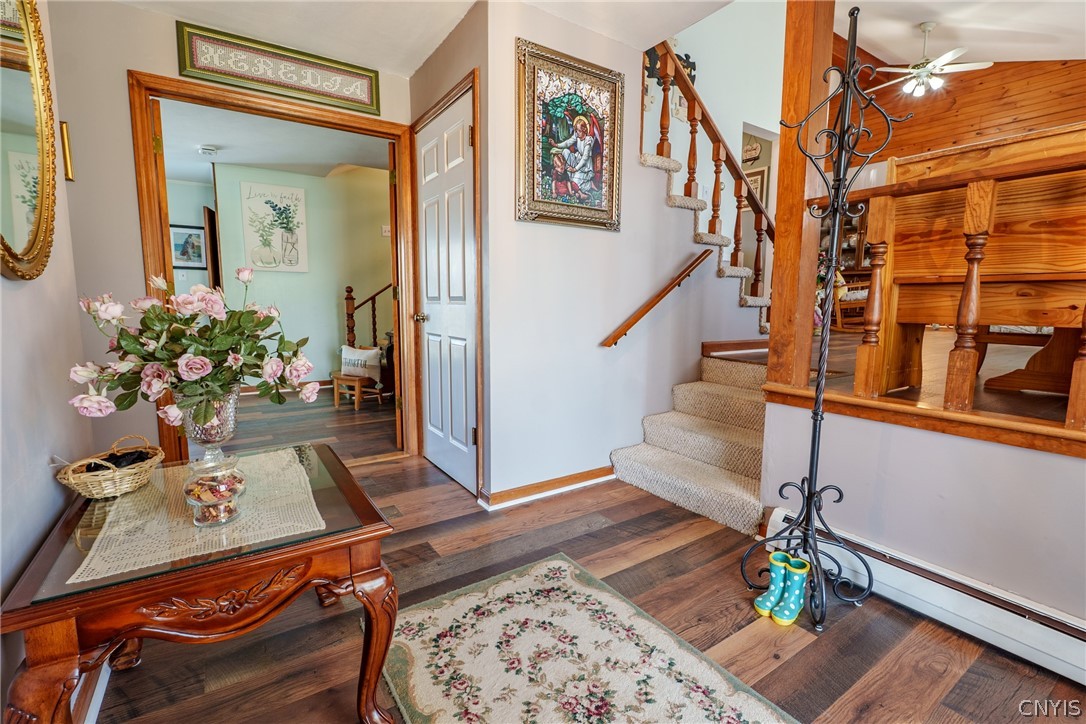 421 Buchanan Road Utica, NY 13502 - Photo 4 of 34