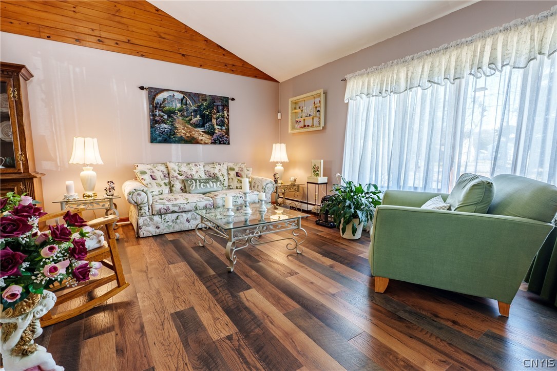 421 Buchanan Road Utica, NY 13502 - Photo 8 of 34