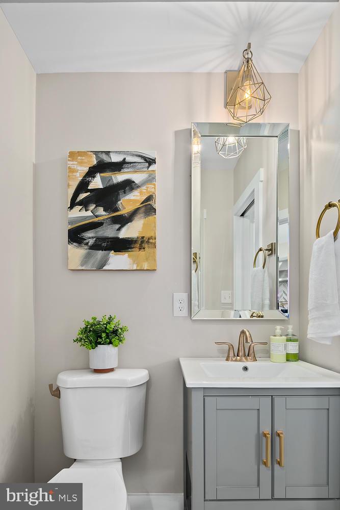 625 Morton Place Northeast Washington, DC 20002 - Photo 12 of 48