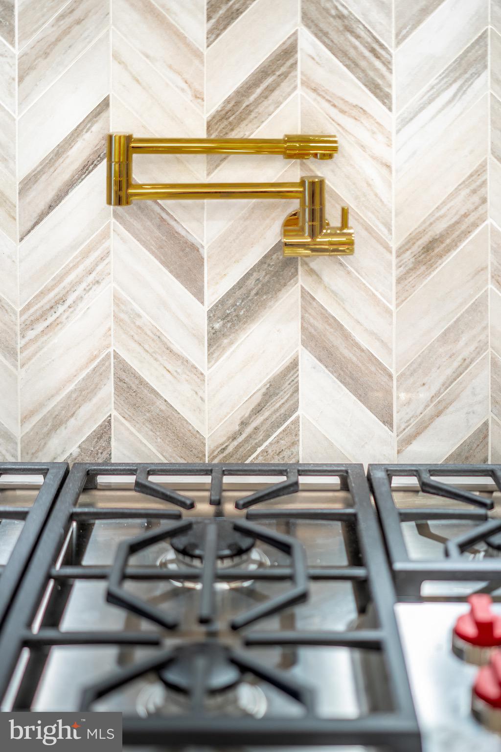 625 Morton Place Northeast Washington, DC 20002 - Photo 18 of 48