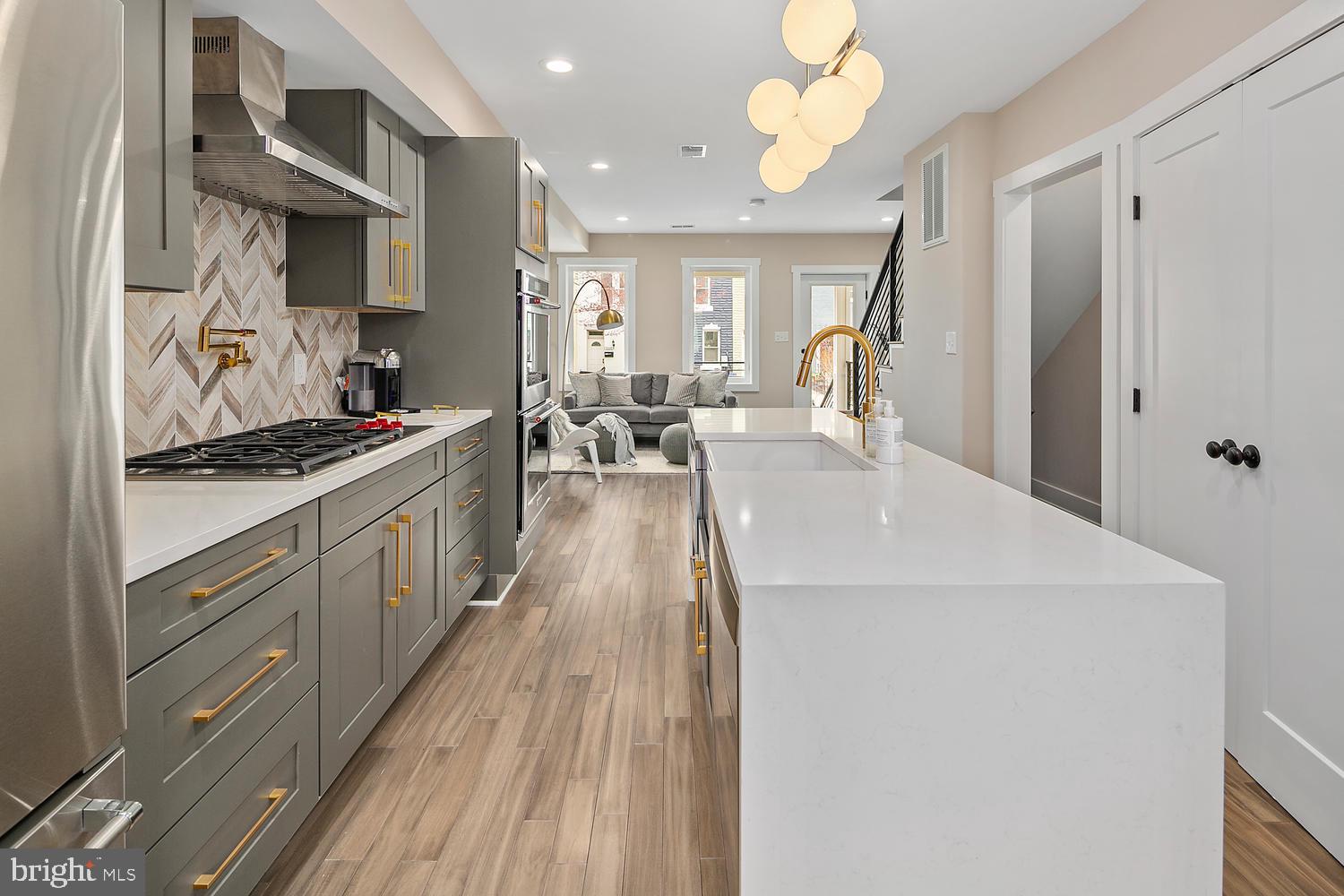 625 Morton Place Northeast Washington, DC 20002 - Photo 19 of 48