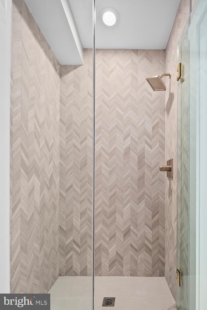 625 Morton Place Northeast Washington, DC 20002 - Photo 9 of 48