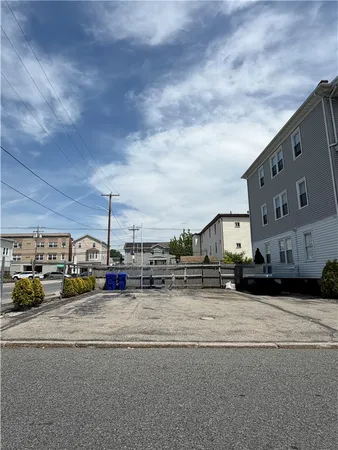 $215,000 | 8 Nahant Street, Providence, RI 02904