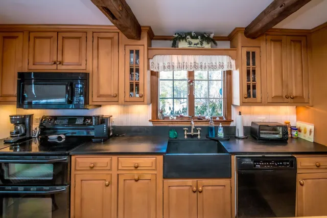 $795,000 | 28 Washington Avenue, Bartlett, NH 03845