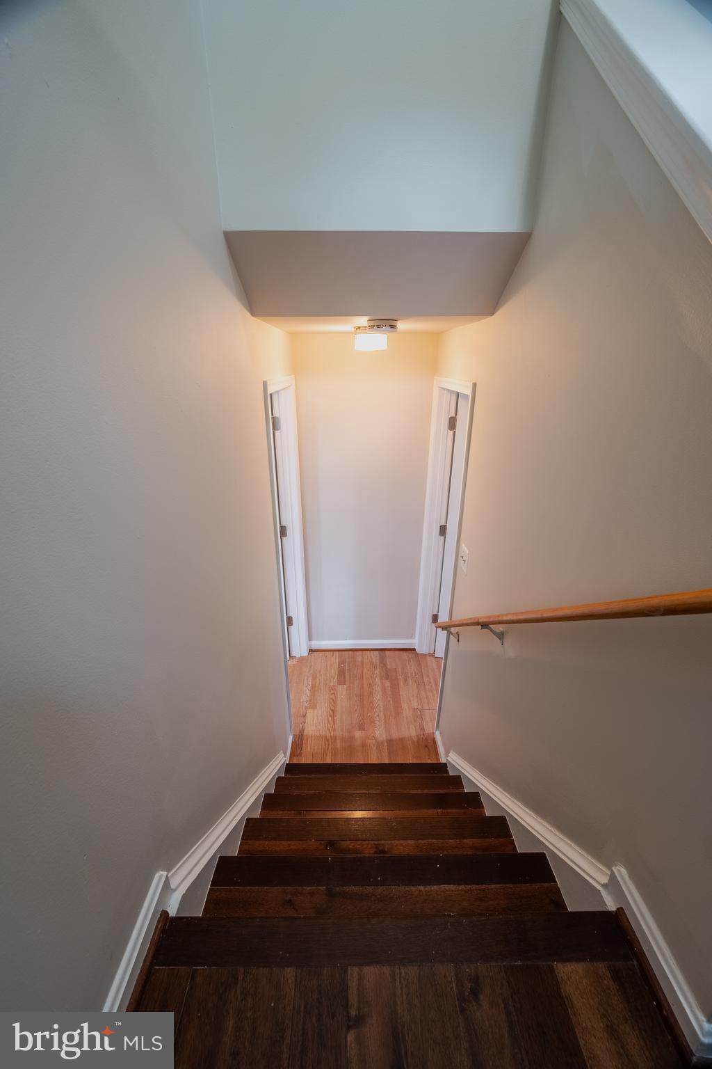 1784 Valleyside Drive Frederick, MD 21702 - Photo 17 of 42 a view of entryway