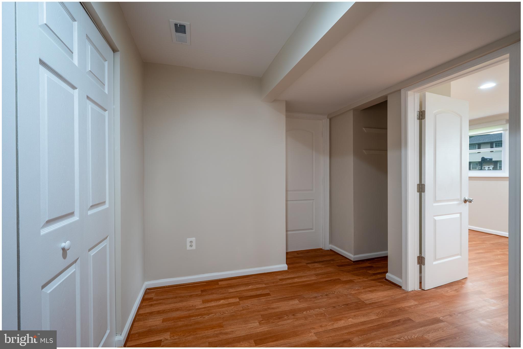 1784 Valleyside Drive Frederick, MD 21702 - Photo 29 of 42 a view of room