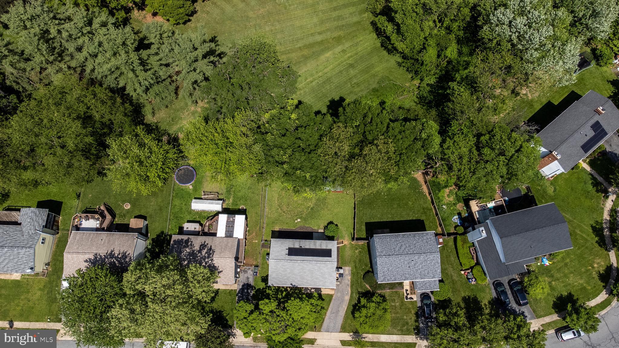 1784 Valleyside Drive Frederick, MD 21702 - Photo 38 of 42 an aerial view of a house with a yard