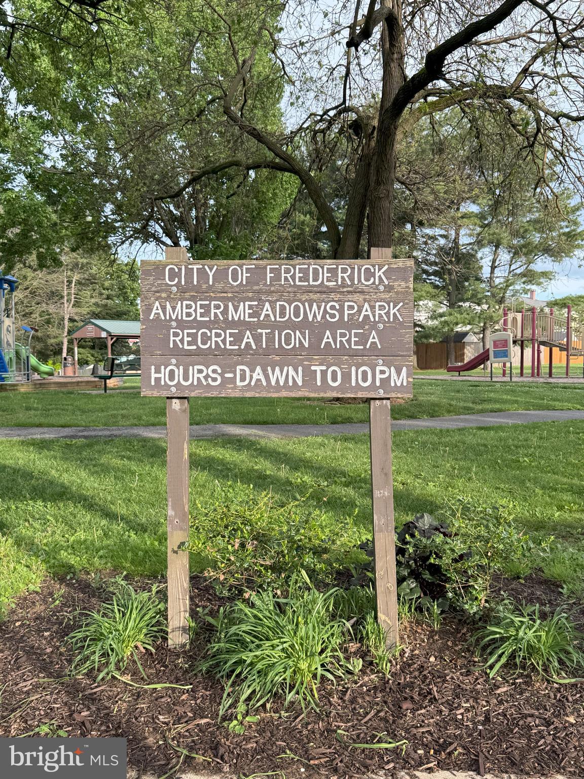 1784 Valleyside Drive Frederick, MD 21702 - Photo 40 of 42 a sign on the side of the park