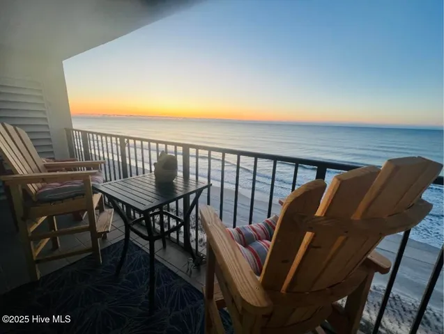 $399,900 | 4110 Island Drive, Unit 505, North Topsail Beach, NC 28460